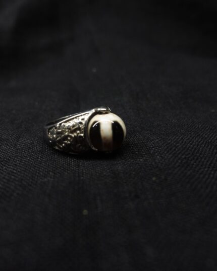 【Unique Item】 Rotatable wealthy Five-line  Dzi bead Ring