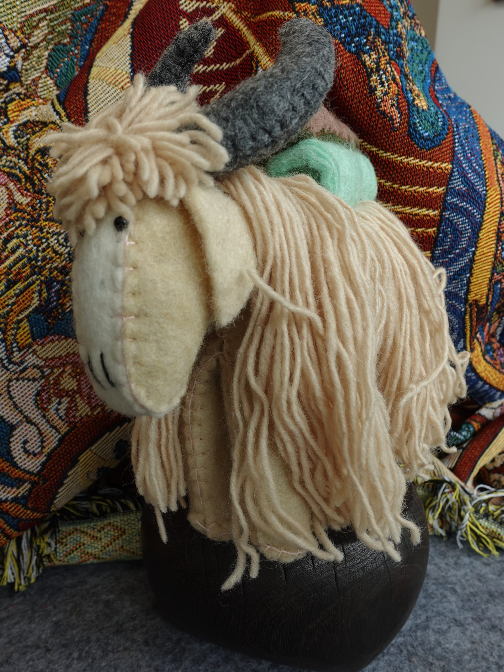 DSC01465.jpg Handcrafted Yak Wool Yak Figure – Natural Elegance & Artisan Craftsmanship - Image 1