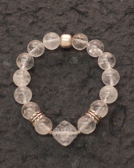 Pure Tranquility Tibetan White Quartz & Silver Wishful Cloud Bracelet