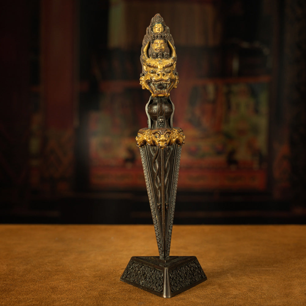 KJ8600401_1.jpg Tibetan Vajra Sword - Qing Dynasty Three-Faced Mahakala Protector Dagger - Image 1