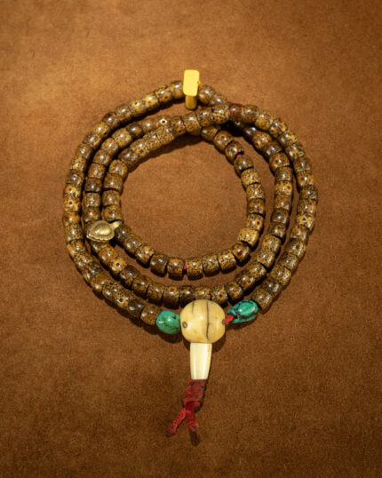 Ancient Harmony – Qing Dynasty Star-and-Moon Bodhi Mala Necklace